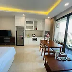 Gavi Home - Luxury Apartment D\'Capitale Trần Duy Hưng Hà Nội